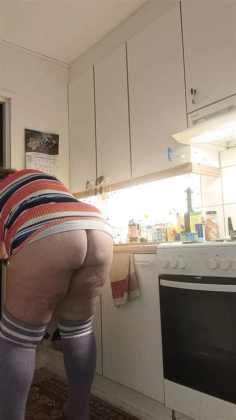 Big Ass Cooking In The Kitchen Close Up Fatty Ass Gay Amateur Porn Feat Need Meat XHamster
