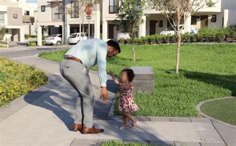 Pareja Gay Registra A Su Hija Por Gestaci N Subrogada En Nuevo Le N