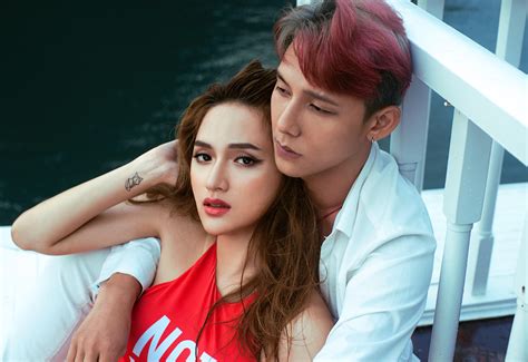 Hương Giang Idol diện bikini khoe đường cong nóng bỏng thiêu đốt mọi