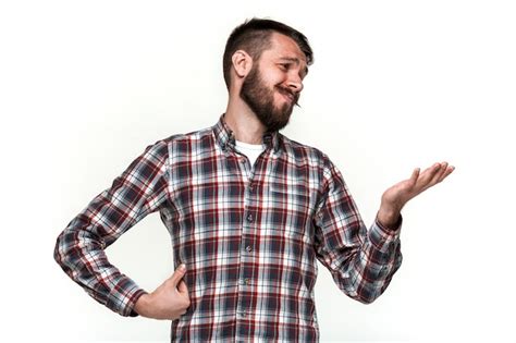 Der Junge Mann Schaut Nach Rechts Kostenlose Foto