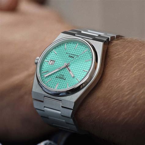 Новинка от швейцарского бренда Tissot: часы Powermatic 80 с бирюзовым ...