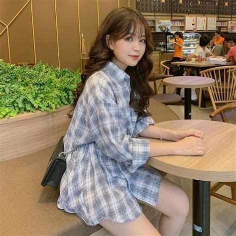 Kín kẽ là thế Quang Hải vẫn bị quay lén cảnh hẹn hò với hot girl 1m52