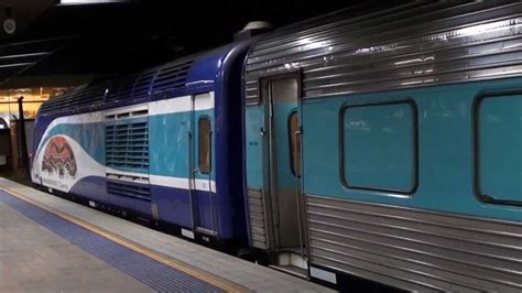 A Countrylink Xpt Train At Central Station Sydney Youtube