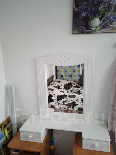 Продаю туалетный столик - Мебель во Владивостоке