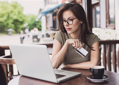 Магазины и бутики на рынке Светофор в Симферополе, ассортимент, цены ...