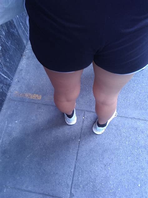 Latina Milf Queuing W Tiny Shorts W Visible Ass Cheeks Short Shorts Volleyball Forum