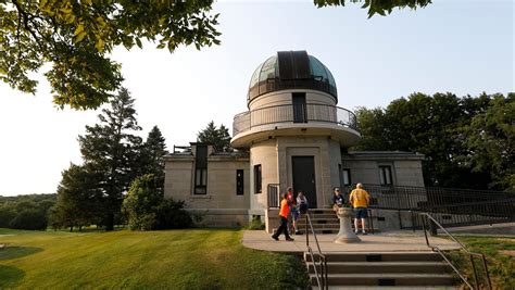 Des Moines to get solar panel field to help power 2 city buildings