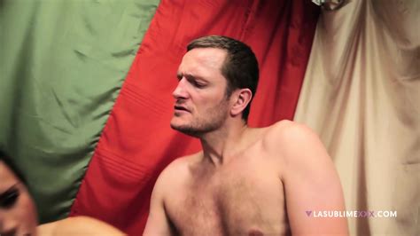 Pinup Girl Fucked In Ass Leyla Black