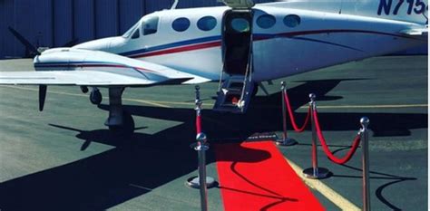 Vuelos hot la fantasía de tener sexo en un avión