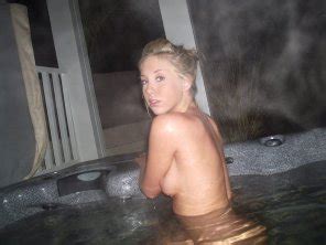 Hot Tubbing Porn Pic