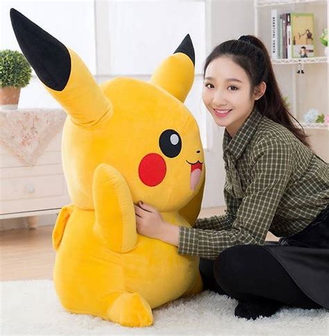 Pokémon Pikachu peluche 120cm XXL grand cadeau Canton Valais tutti ch