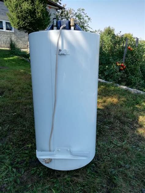 Bojler ARISTON 100 litara 2000W - Model SG100 R TS 2K