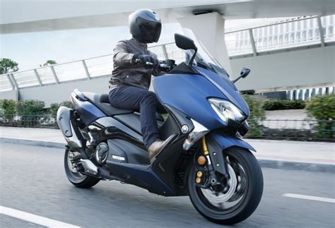 2108 Yamaha TMax Action - 1 - Paul Tan's Automotive News