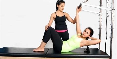 Sonakshi Sinha Weight Loss Training | Born to Workout | Born to Workout