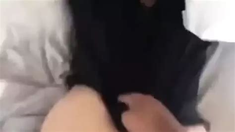 Arab MILF Zena XHamster