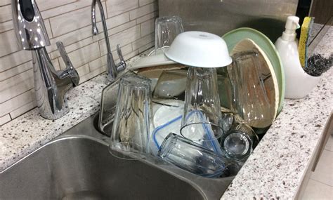 A different kind of sweaty palms post : r/SweatyPalms