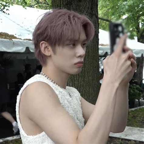 Choi Daniel Txt Hot Korean Guys