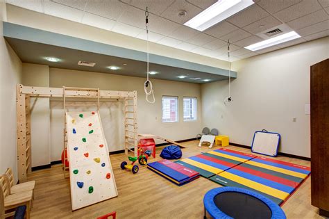 Sentara Family Medicine Physicians: Comprehensive Medical Facility Design