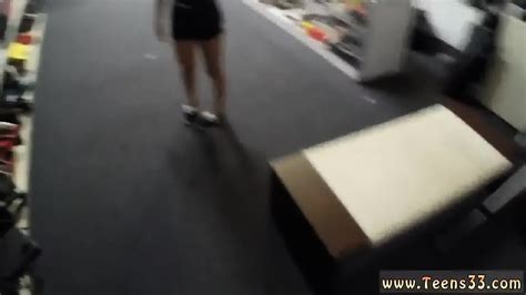 Big Booty Blonde S A Tip For The Waitress