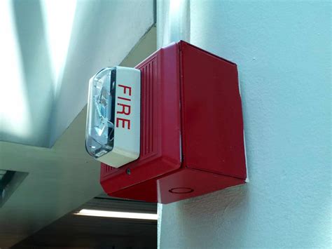 house fire alarm keeps going off 4