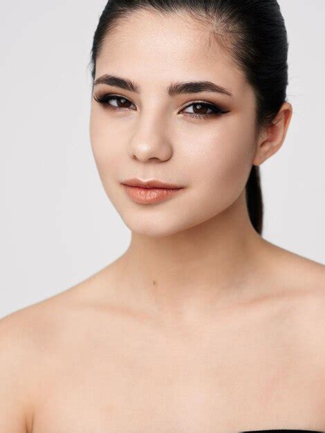 Premium Photo Brunette Clear Skin Bare Shoulders Attractive Look High Quality Photo