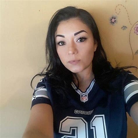 Pin By Vik Happiness On HOT FANS Hot Fan Women Nfl Fans