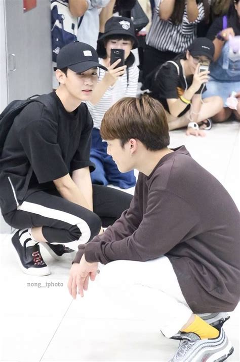 Pin By Aleck On Cute 2moons The Series Amor Gay 2 Moons