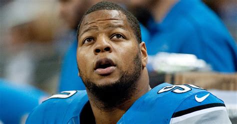 Ndamukong Suh says Packers fail 'Football 101 for Dummies'