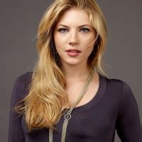 Katheryn Winnick Lesbian Sex In Vikings On Scandalplanet Xhamster