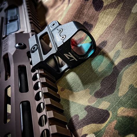 zerotech thrive hd reflex red dot sight high riser thdrsh earms