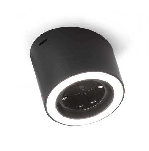 Купить светодиодный светильник с наклонной проекцией луча и розеткой ...