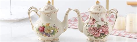 Flowering Shrubs Image Ivory Ceramic Tea Pot Floral Vintage Teapot 29oz