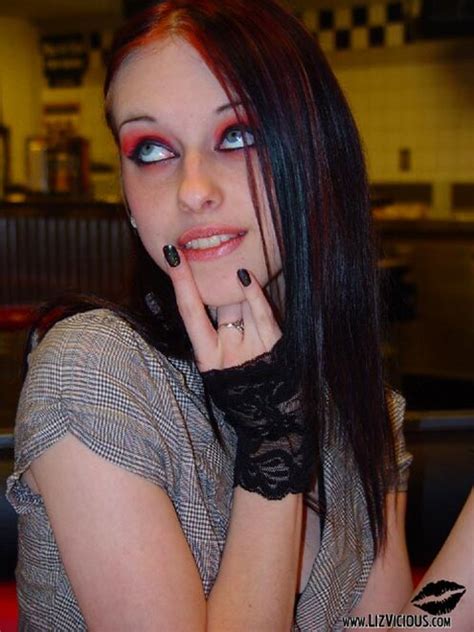 Interesting Girls And Women Liz Vicious Porn Pic