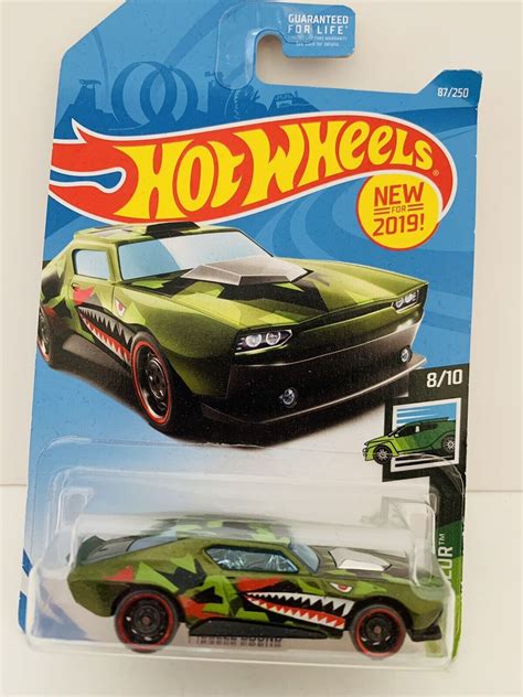 Hot Wheels Speed Blur Muscle Bound Car Figure Contemporary Manufacture