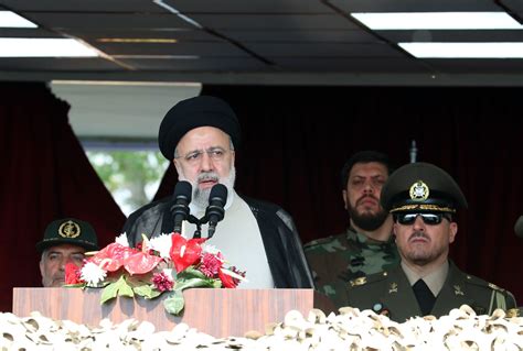 Irans Pr Sident Raisi Ist Tot Droht Dem Land Nun Eine Politische