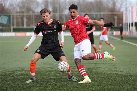 Oefenvoetbal Rkavv Te Sterk Voor Sv Den Hoorn Haaglanden Voetbal