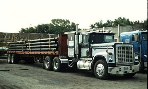 Pin By Ray Leavings On International Big Rig Trucks Model Truck Kits