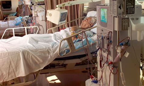 NHS Trusts Which Fail To End Scandal Of Mixed Sex Wards Face Fines Daily Mail Online