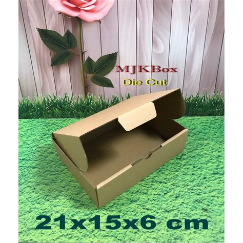 Jual Kardus Karton Box Uk 21x15x6cm Model Kardus Pizza Shopee Indonesia