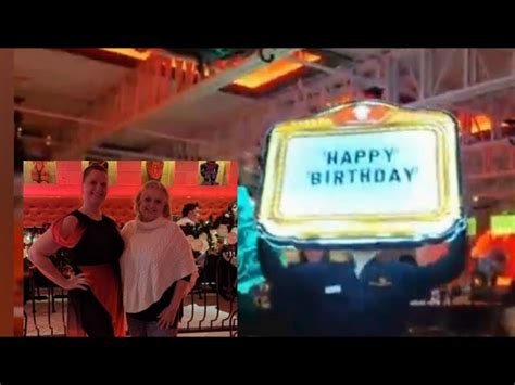 Hot Sexy Glenda Sully Bikini Pics