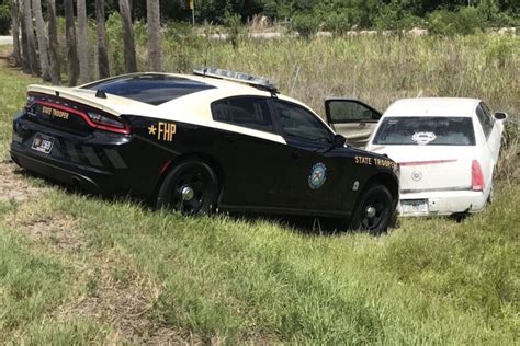 Nude Florida Woman Leads High Speed Chase In Stolen Caddy