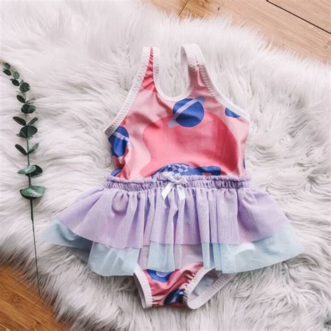 8 Hot Sexy Ashley Klaty Bikini Pics