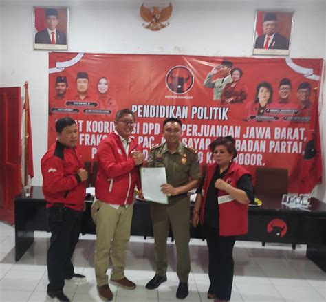 Soal Pencopotan Bendera PDIP Satpol PP Minta Maaf