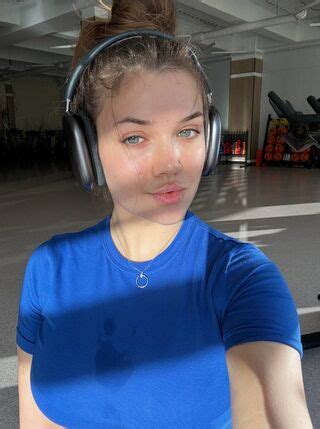 W Bery W Bery2 Wbery Wbery2 Nude OnlyFans NudoStar TV