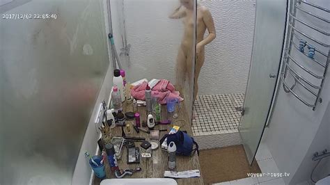 Watch Naked Girl Katie Evening Shower Dec Naked People With Oscar Pearl In Guest Bedroom