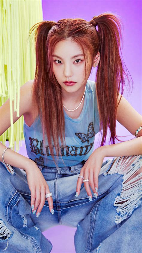 Yeji Itzy Kill My Doubt K L Wallpaper Pc Desktop