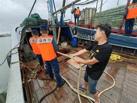 【视频】台风“苏拉”来袭，汕头海警深入辖区一线开展防台安全宣传排查腾讯新闻