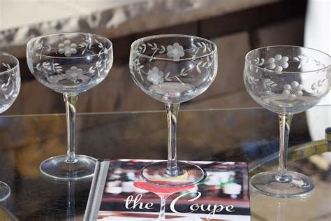 Fabulous Coupes 4 Vintage Etched Cocktail Glasses Coupes 1950s