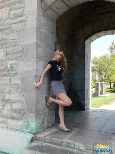 Pictures Of Teen Girl Nikky Cassidy Flashing You Outside Porn Pictures XXX Photos Sex Images