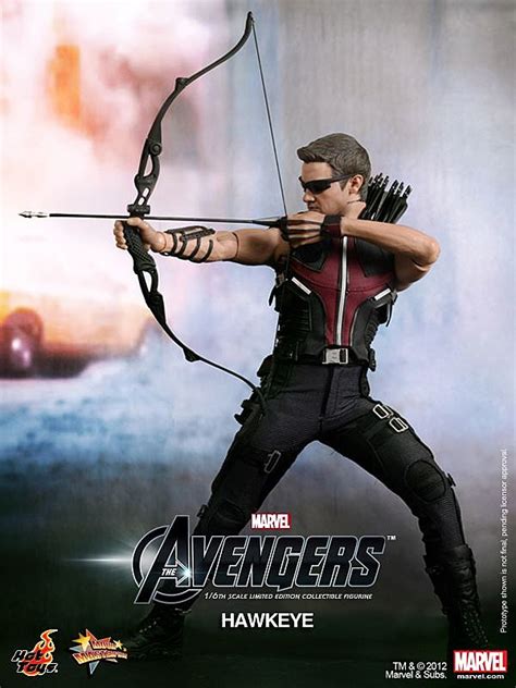 Hot Toys Reveals Heavily Armed Scale Hawkeye Figure